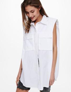 Blusa ONLY oversize sin mangas