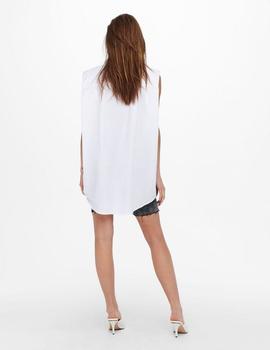 Blusa ONLY oversize sin mangas