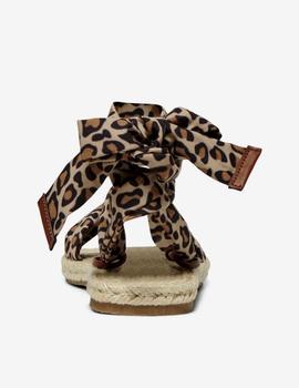 Sandalia espadrilla leopardo de ONLY