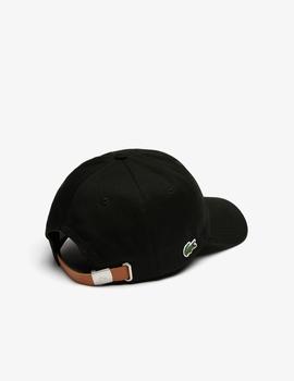 Gorra negra LACOSTE