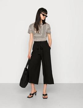 Pantalón negro de mujer fluido estilo Culotte de Pieces