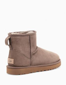 Botas Ugg Classic Mini color Caribou