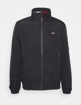 Cazadora bomber acolchada color negro de Tommy Jeans