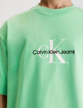 Camiseta oversized verde con Monologo Calvin Klein