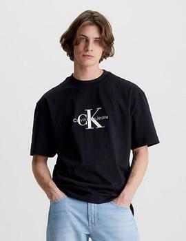 Camiseta oversized negra con Monologo Calvin Klein