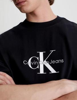 Camiseta oversized negra con Monologo Calvin Klein