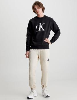 Sudadera negra con monograma de Calvin Klein