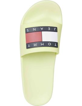 Chanclas verdes con logo en relieve essential de Tommy Jeans