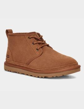 Botin UGG Neumel con cordones color tostado