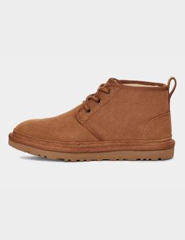 Botin UGG Neumel con cordones color tostado