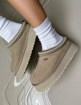 Zapatilla plataforma UGG W Tazz color mostaza