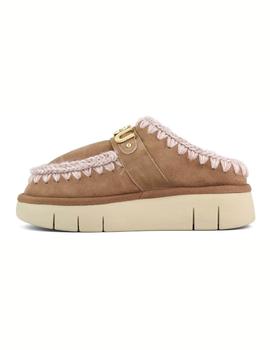 Zueco Mou Bounce clog metal logo MARRON ROSACEO