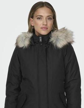 Parka negra water repellent con pelo desmontable de Only