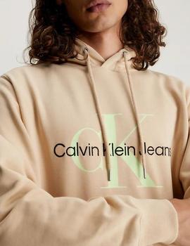 Sudadera color mostaza y logo monogram de Calvin Klein
