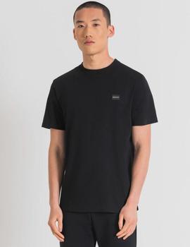 Camiseta negra A. Morato con placa engomada y logo
