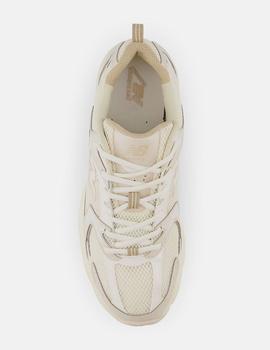 Zapatilla Beige de mujer New Balance MR530AA