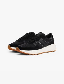 Zapatillas negras de ante CLEATED RUNNER