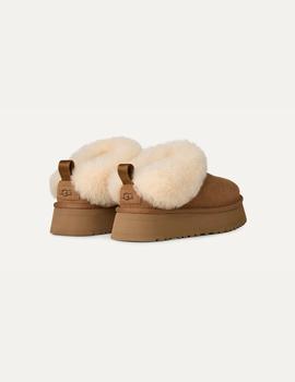 Zueco con pelo UGG W Tazzelle color Chestnut