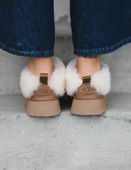 Zueco con pelo UGG W Tazzelle color Chestnut